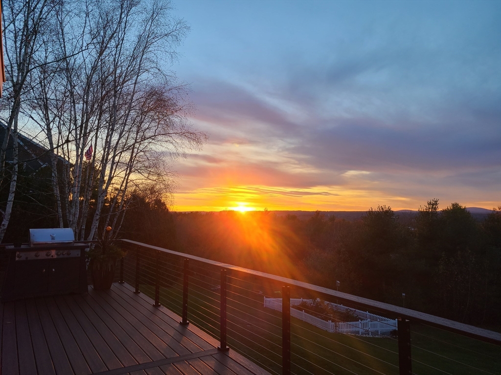 110 Kettle Hole Rd