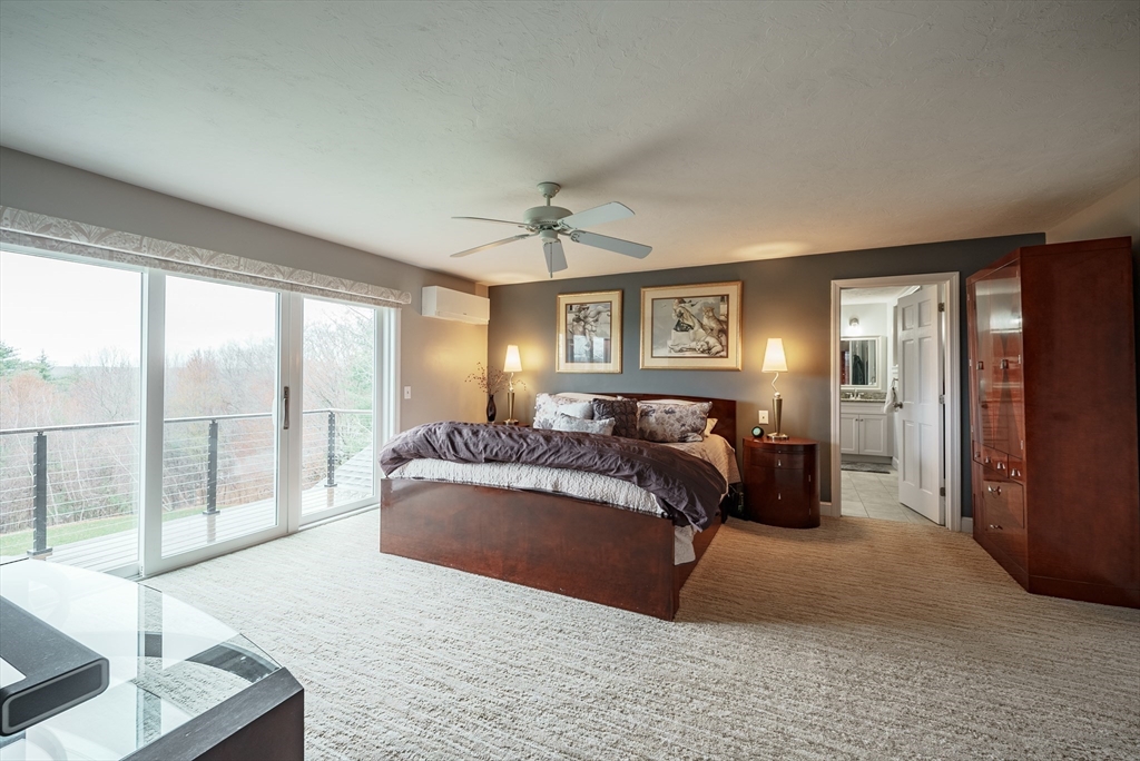 110 Kettle Hole Rd
