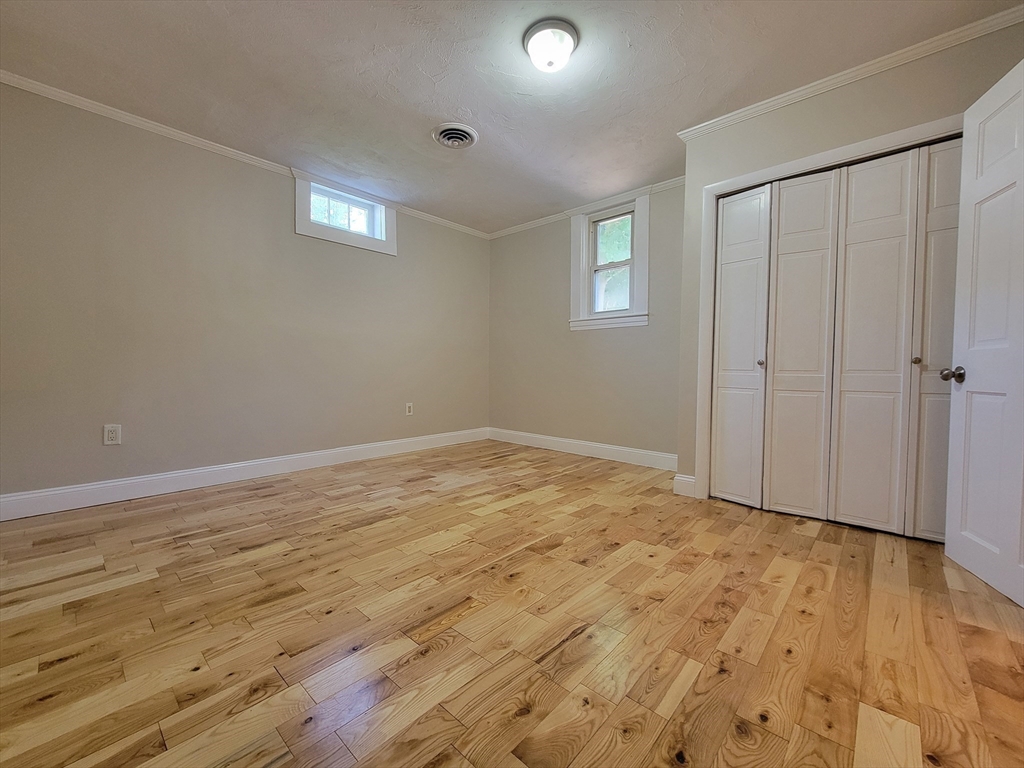 5 Dana St