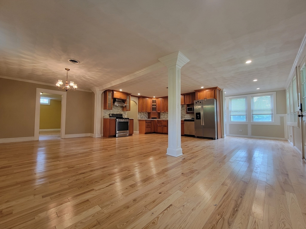 5 Dana St