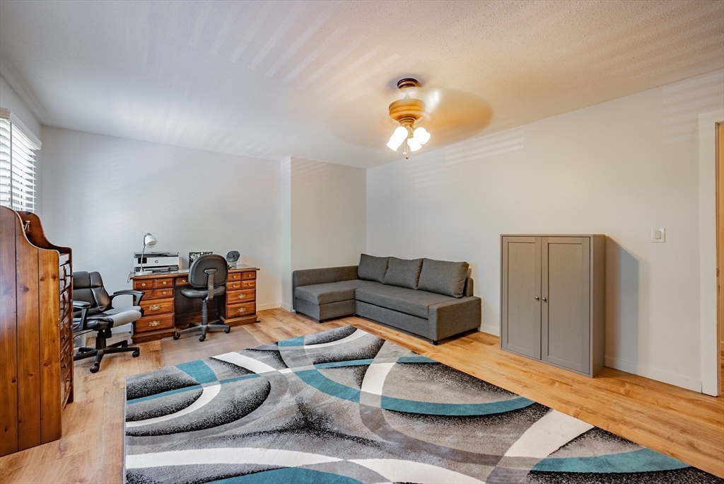 3B Castle Hill Rd # B