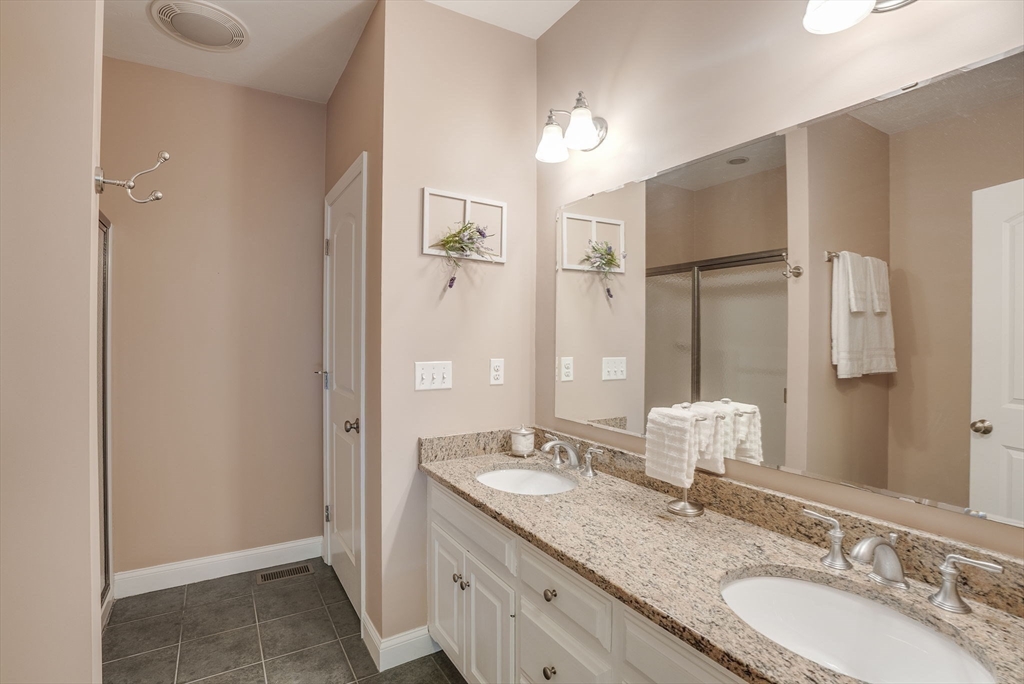 16 Walden Way # 16