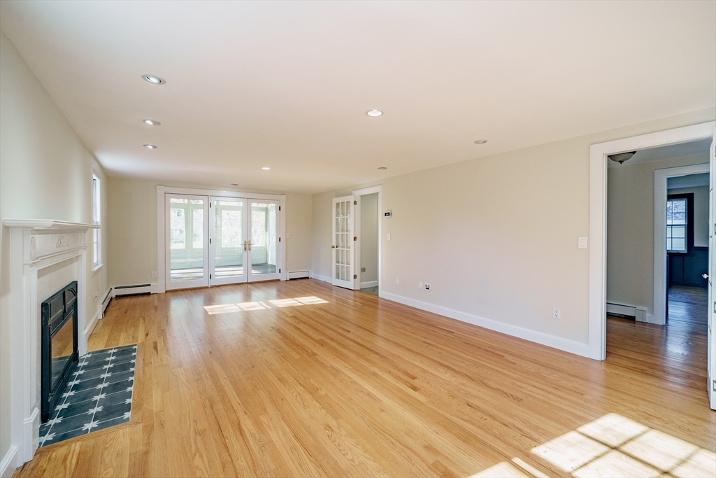 14 Thoreau Rd