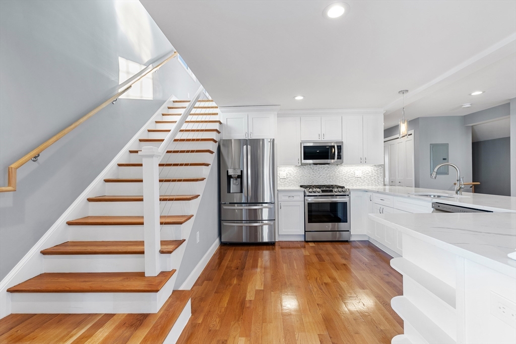 70 Lawrence St # 2
