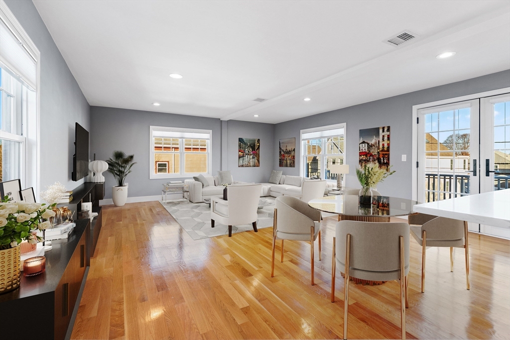 70 Lawrence St # 2