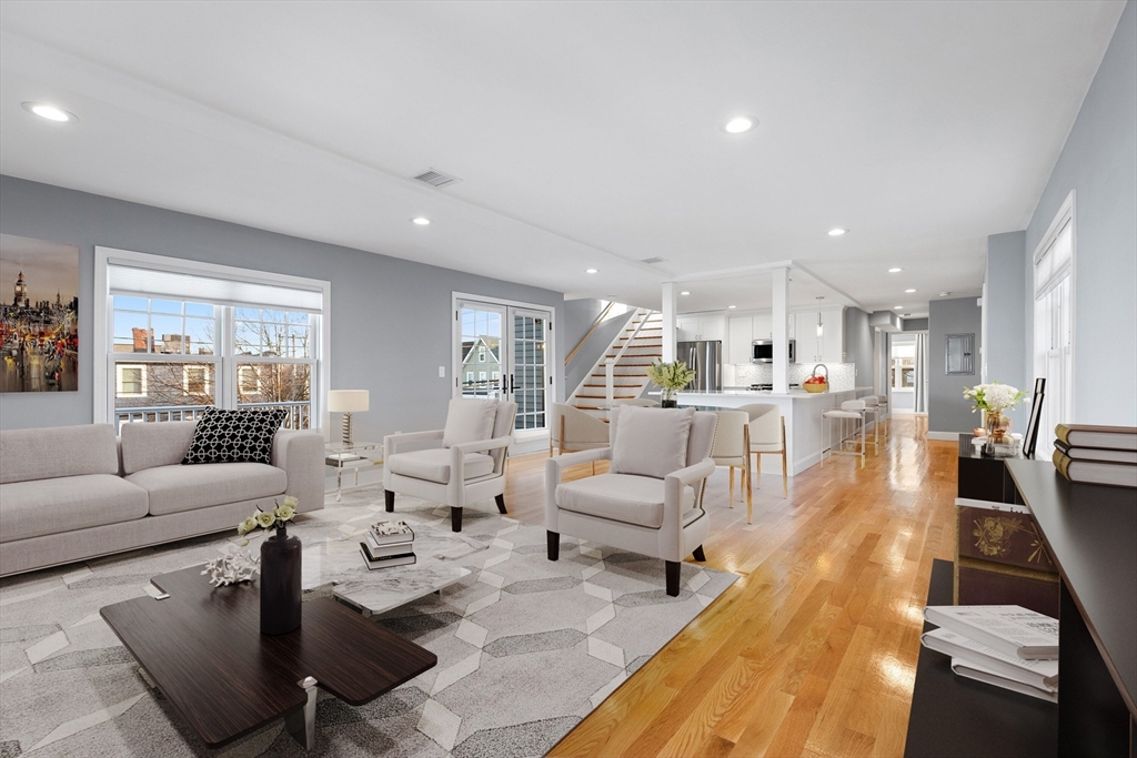 70 Lawrence St # 2