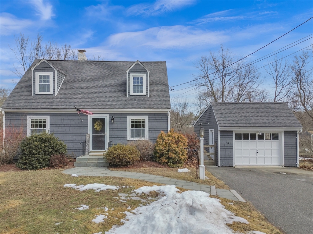 35 Underwood St.