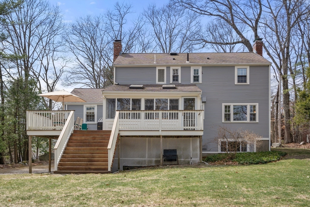 70 Pokonoket Ave