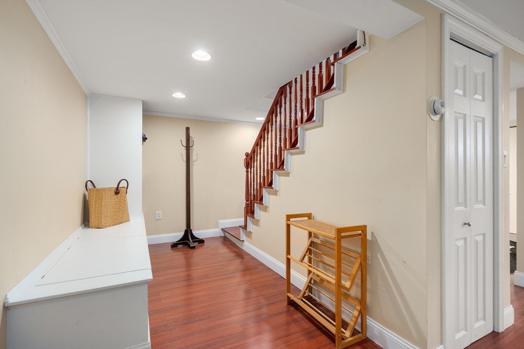 70 Pokonoket Ave