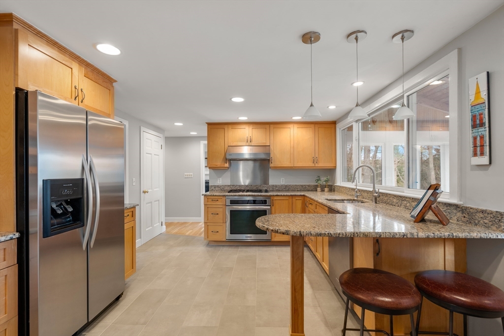 70 Pokonoket Ave