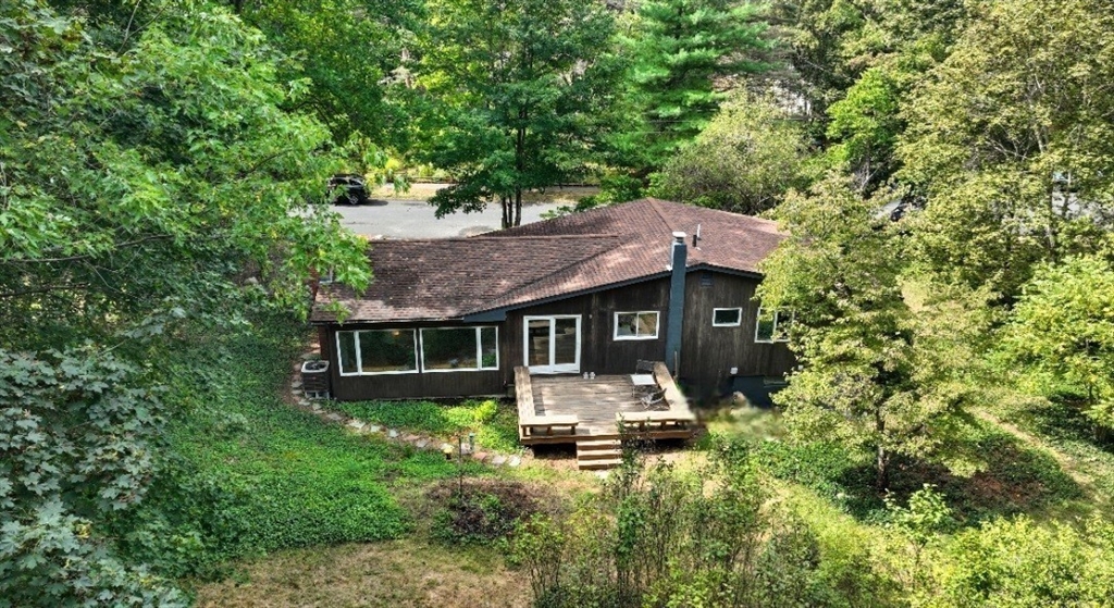 54 Minot Rd