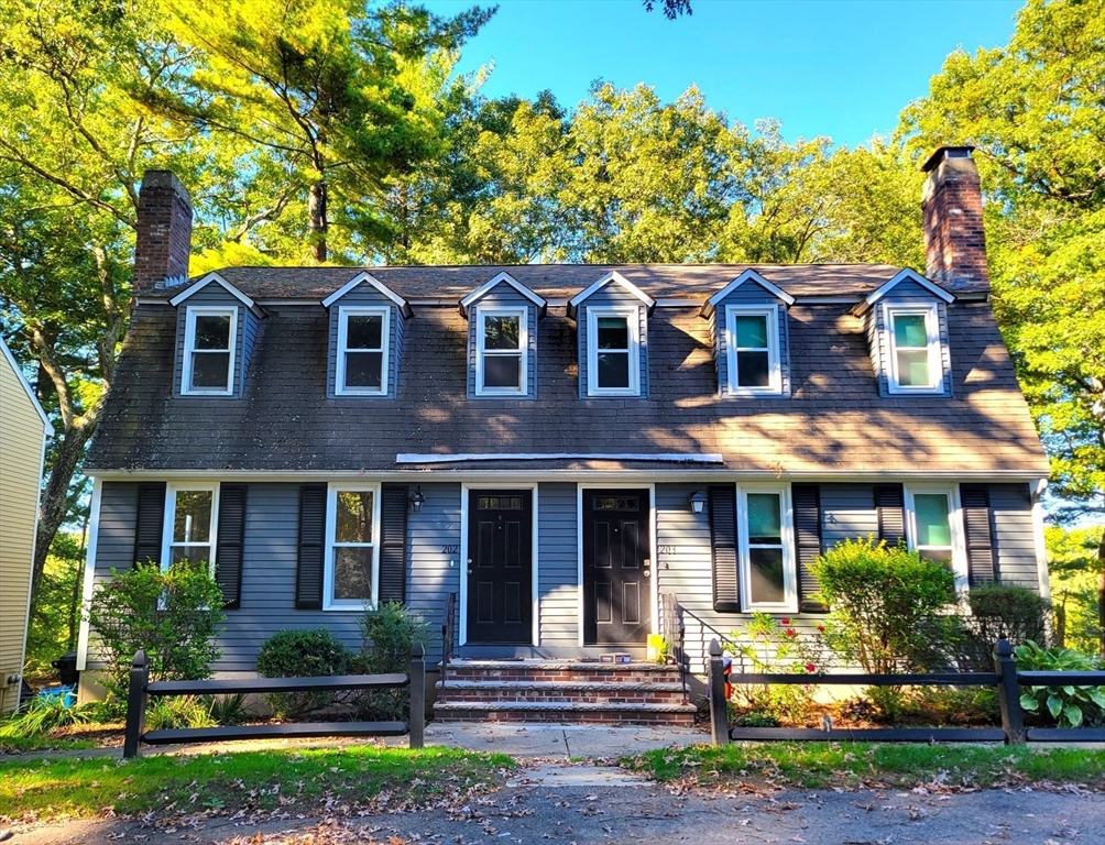 202 Wellman Ave # 202