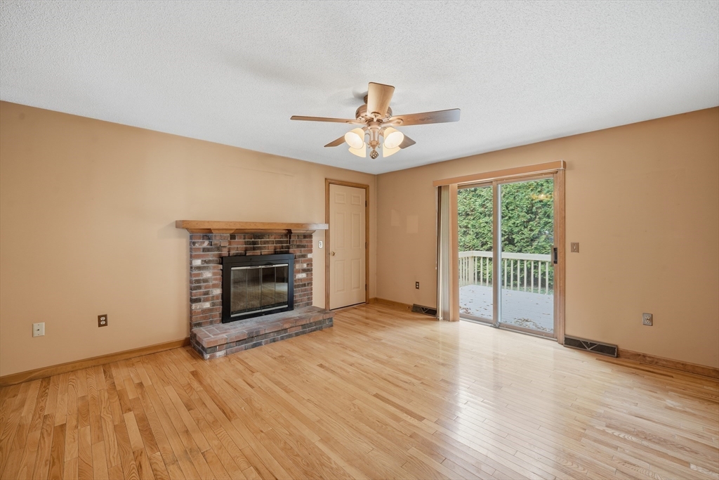 15 Forest Ridge Ln