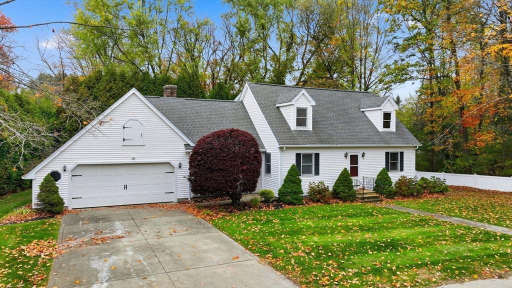 15 Forest Ridge Ln