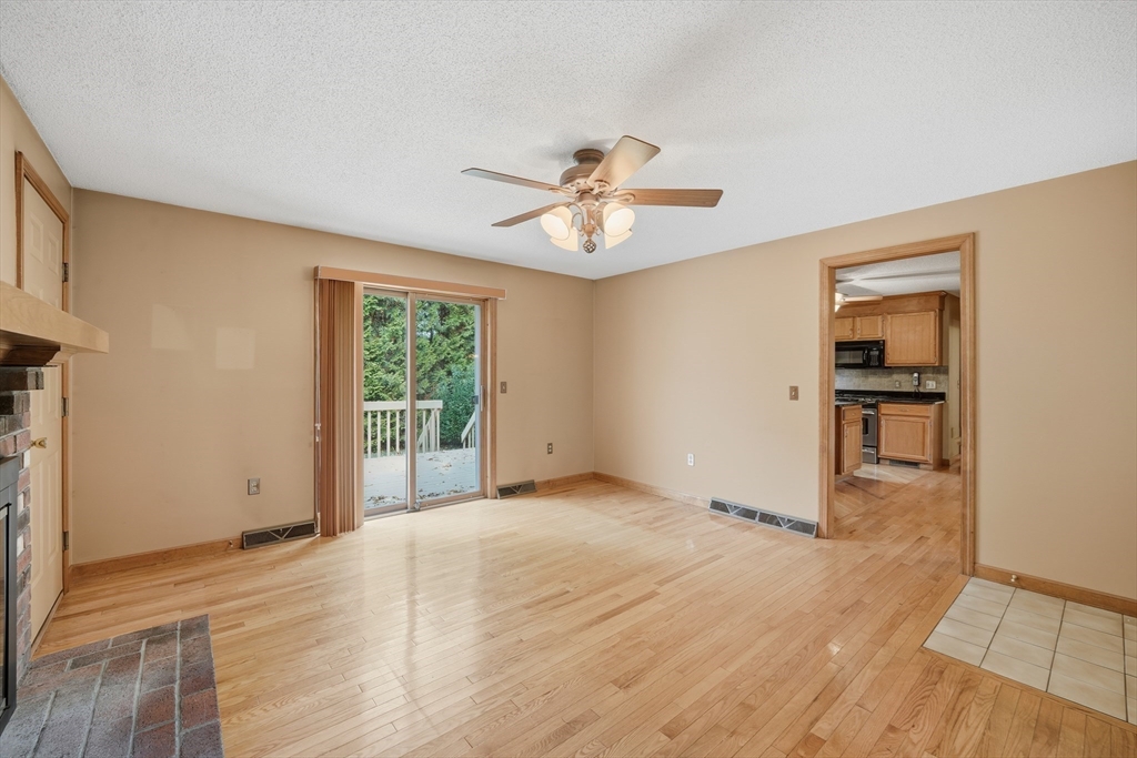 15 Forest Ridge Ln