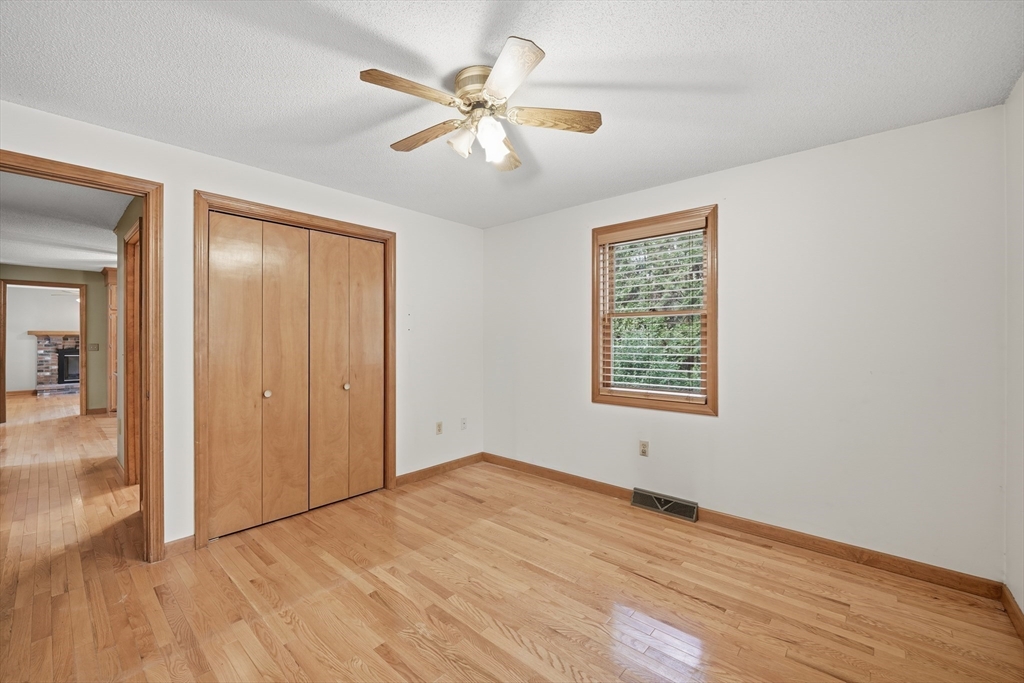 15 Forest Ridge Ln