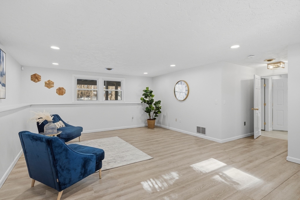 41 Dunster Rd