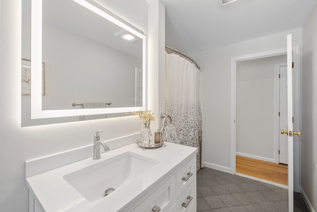 41 Dunster Rd