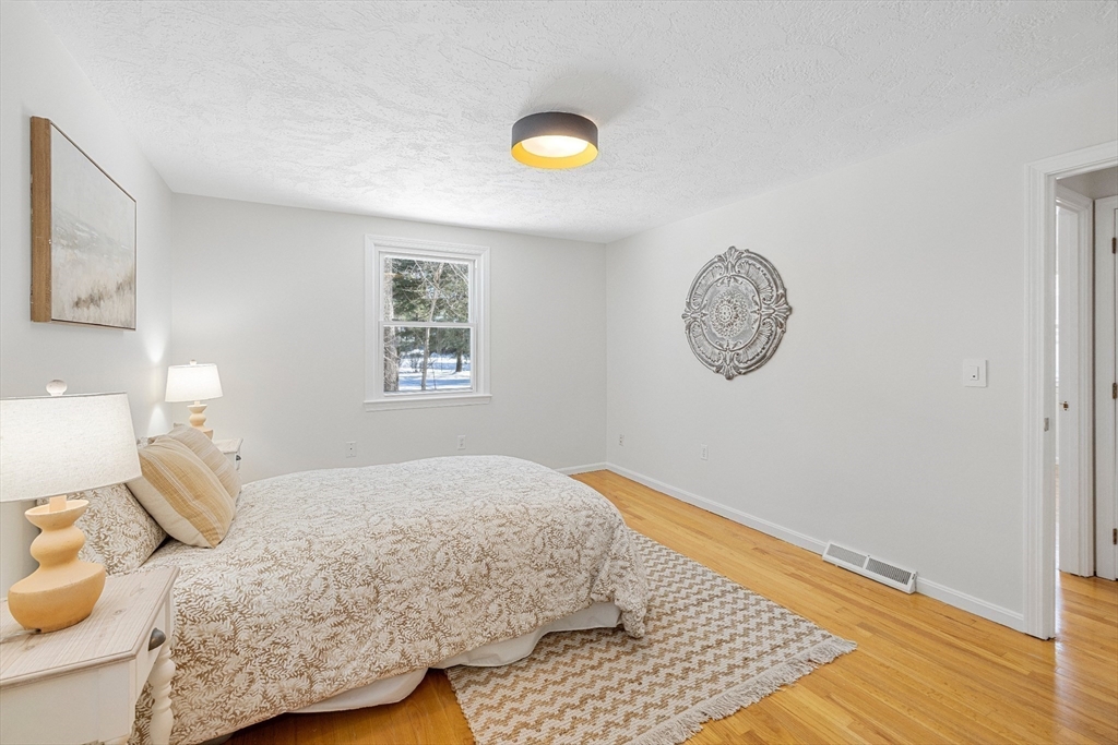 41 Dunster Rd