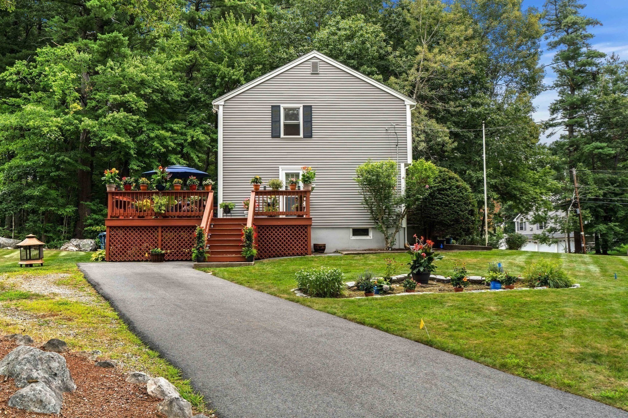82 Keystone Ln
