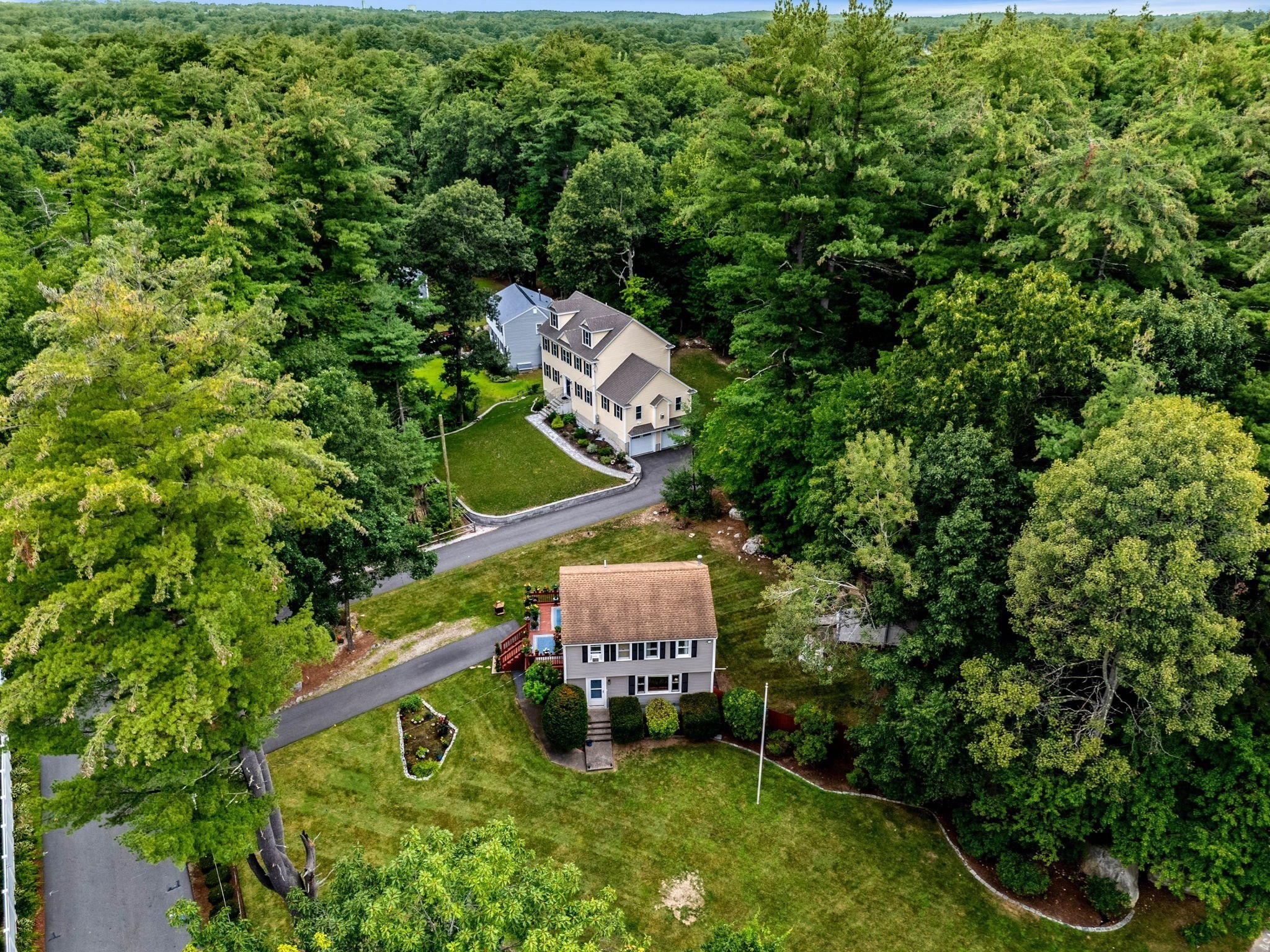 82 Keystone Ln