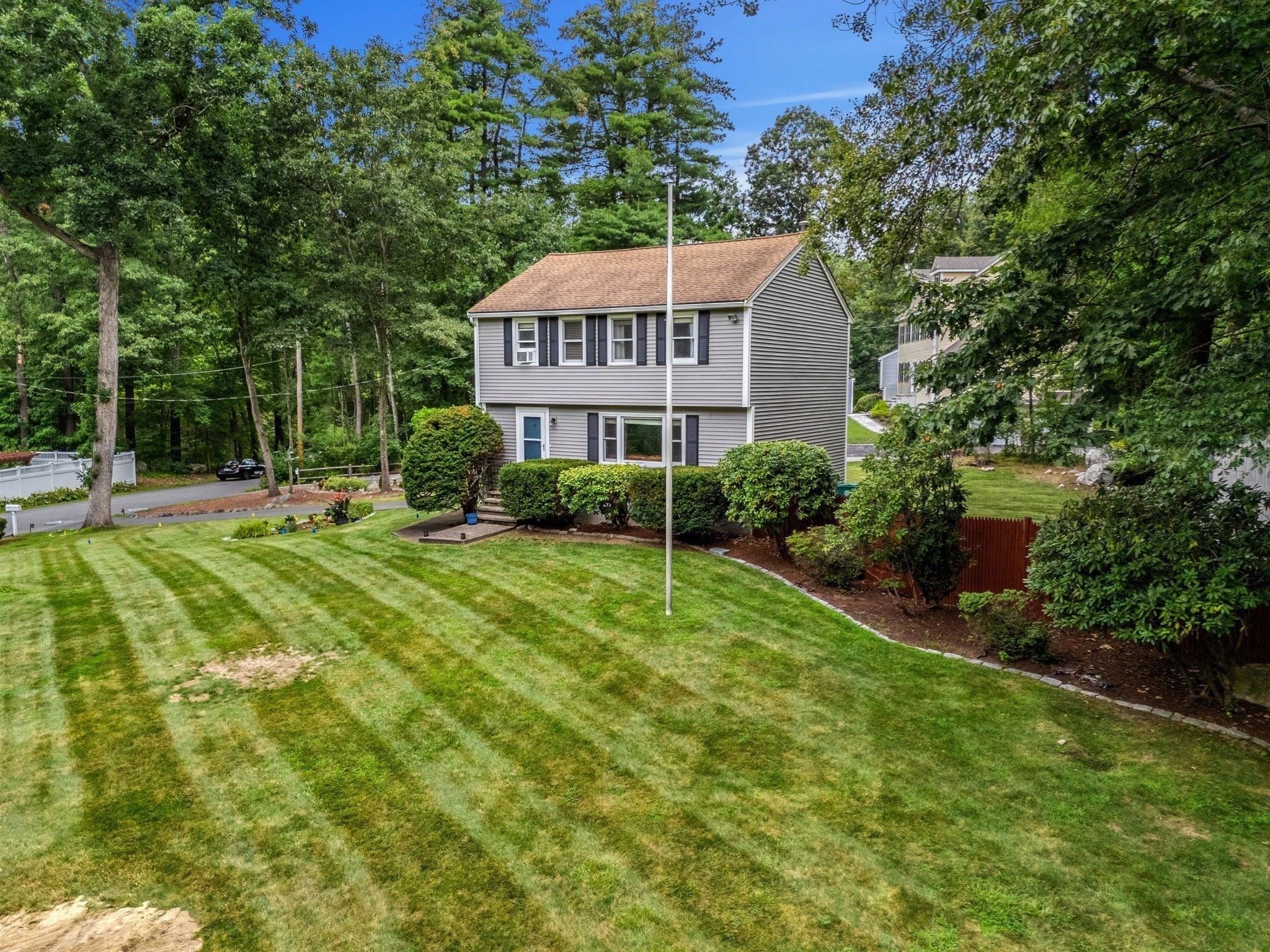 82 Keystone Ln