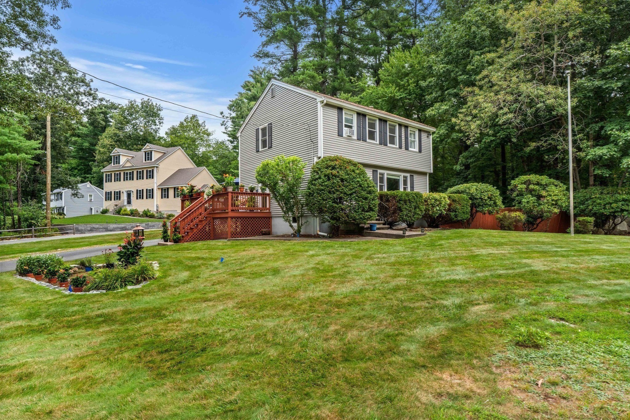 82 Keystone Ln