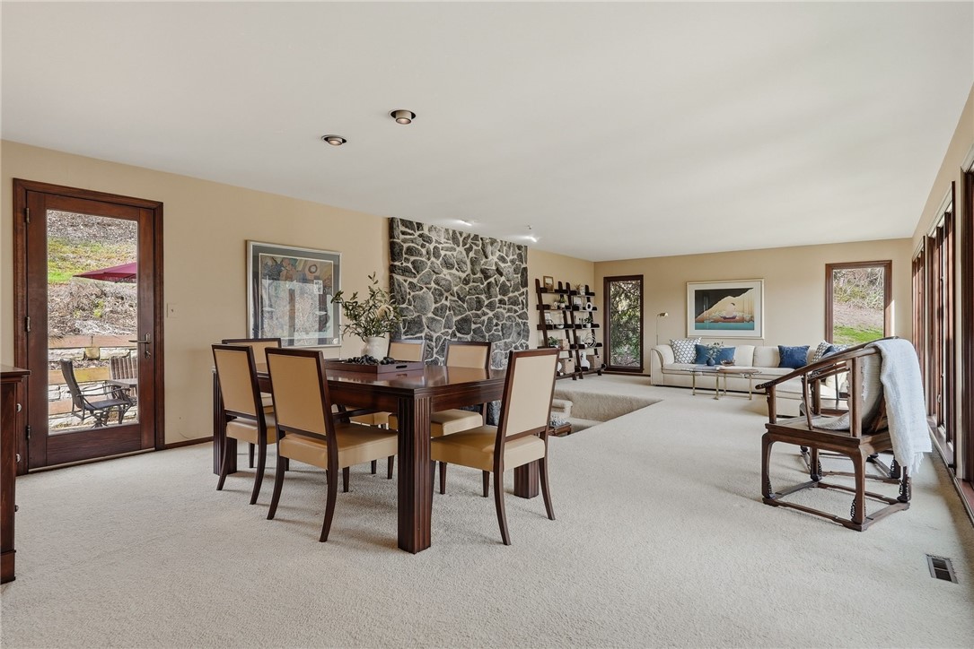 1612 Tiffany Ridge