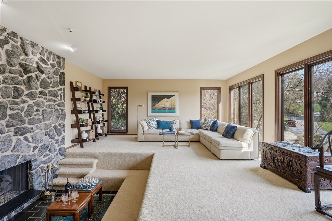 1612 Tiffany Ridge