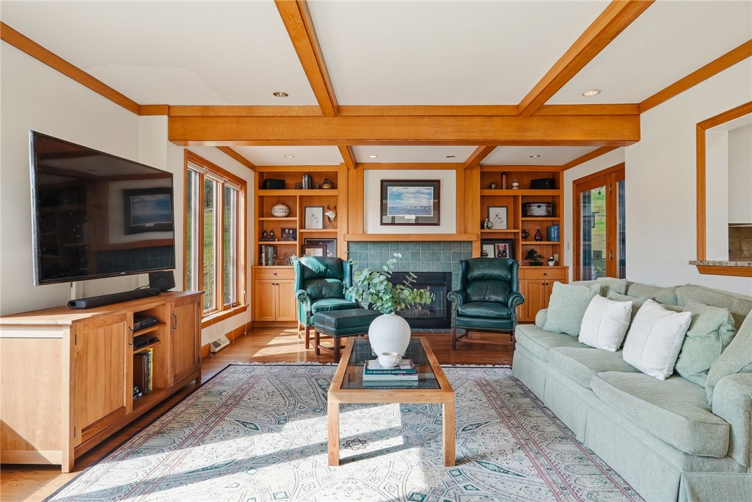 1612 Tiffany Ridge