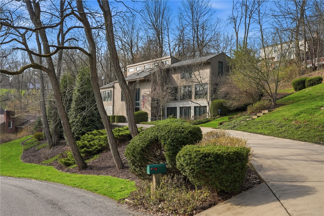 1612 Tiffany Ridge