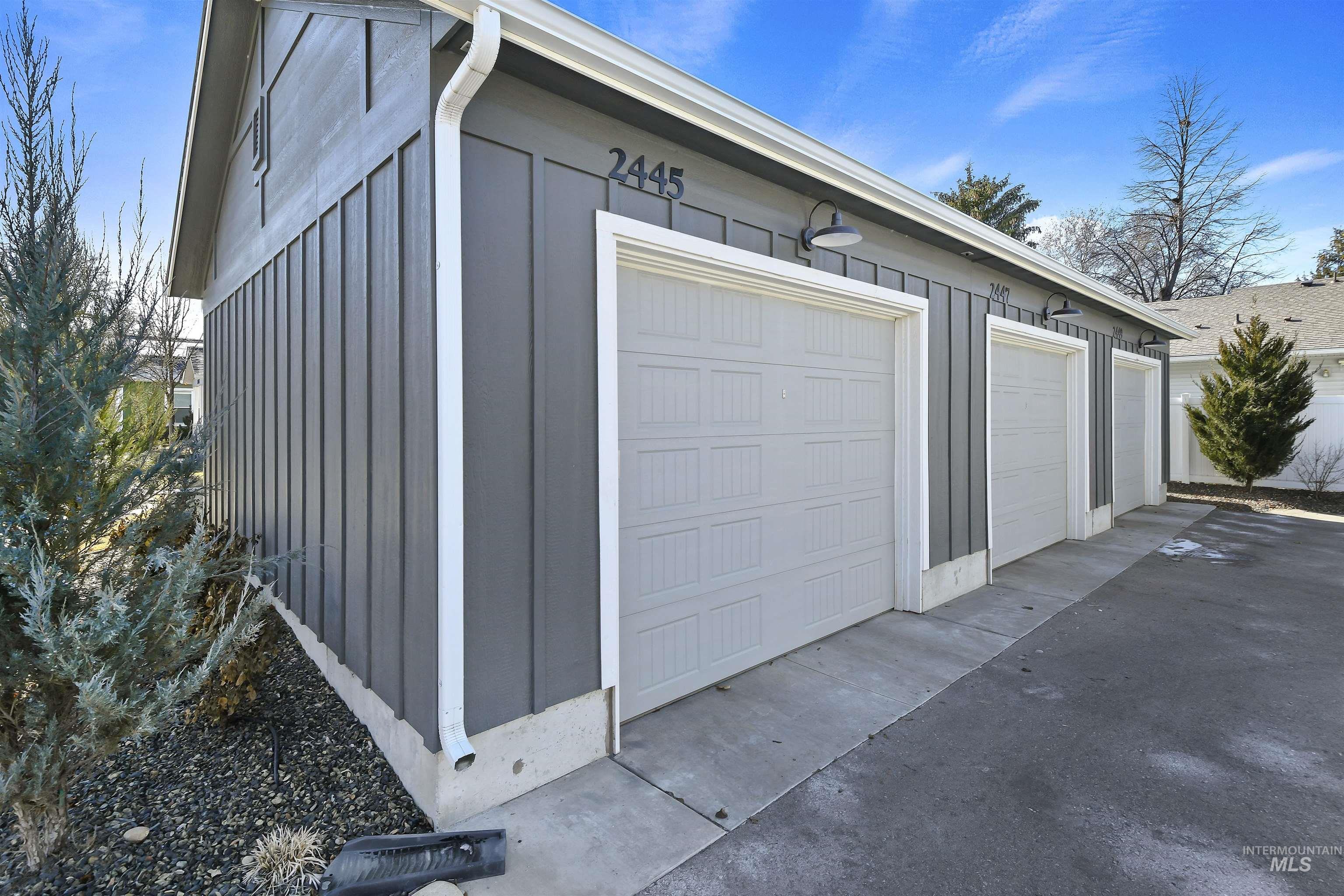2465 S Loveland Lane