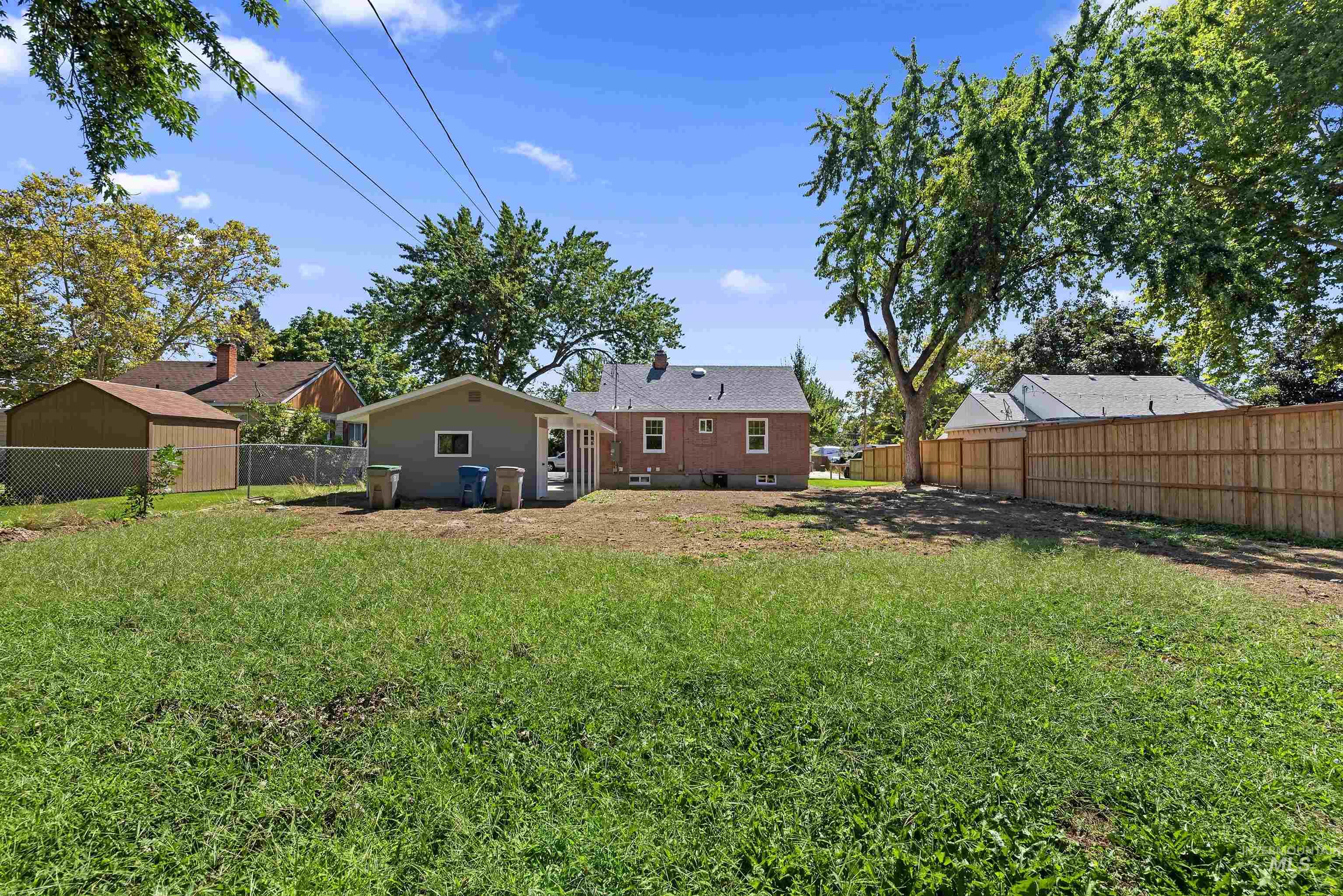 1918 W Spaulding St.