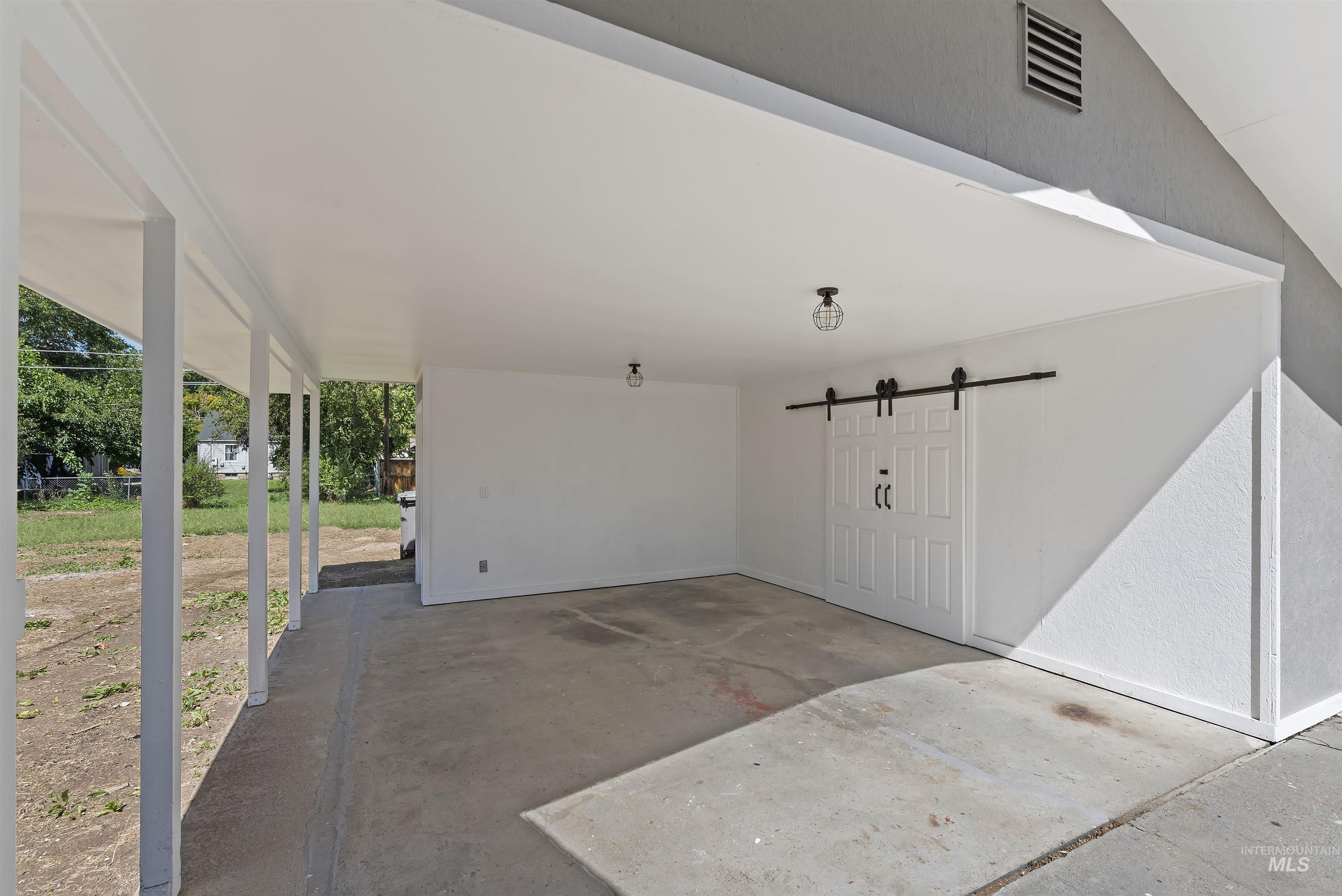 1918 W Spaulding St.