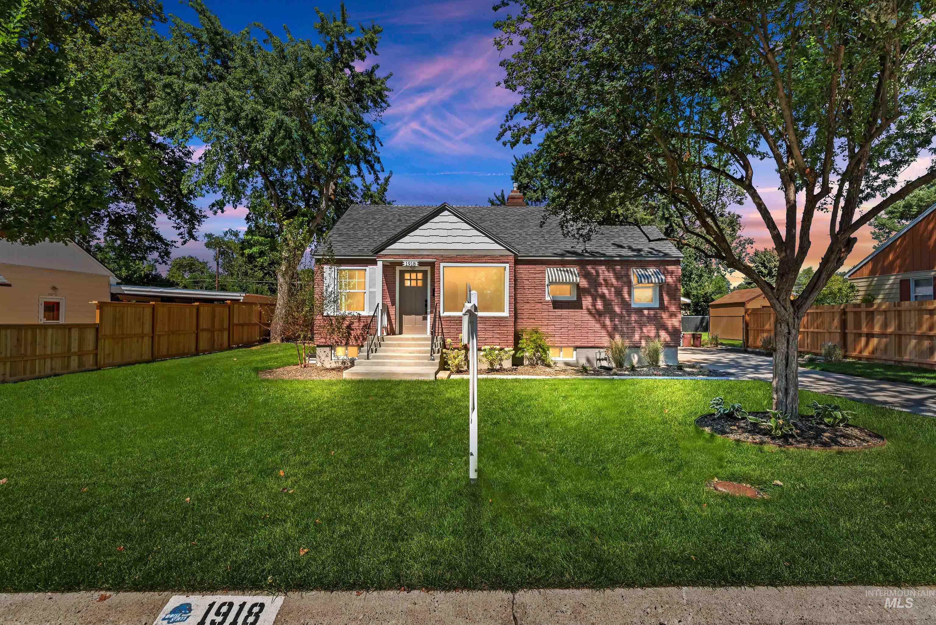 1918 W Spaulding St.