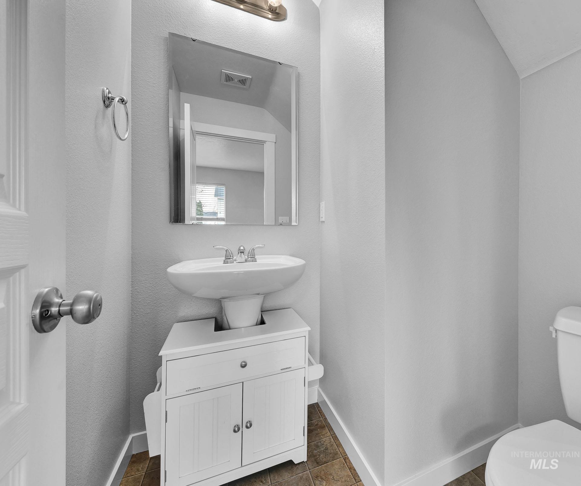148 E Ironstone Dr.