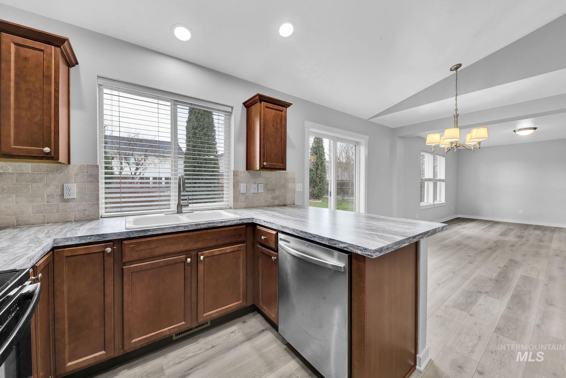 148 E Ironstone Dr.