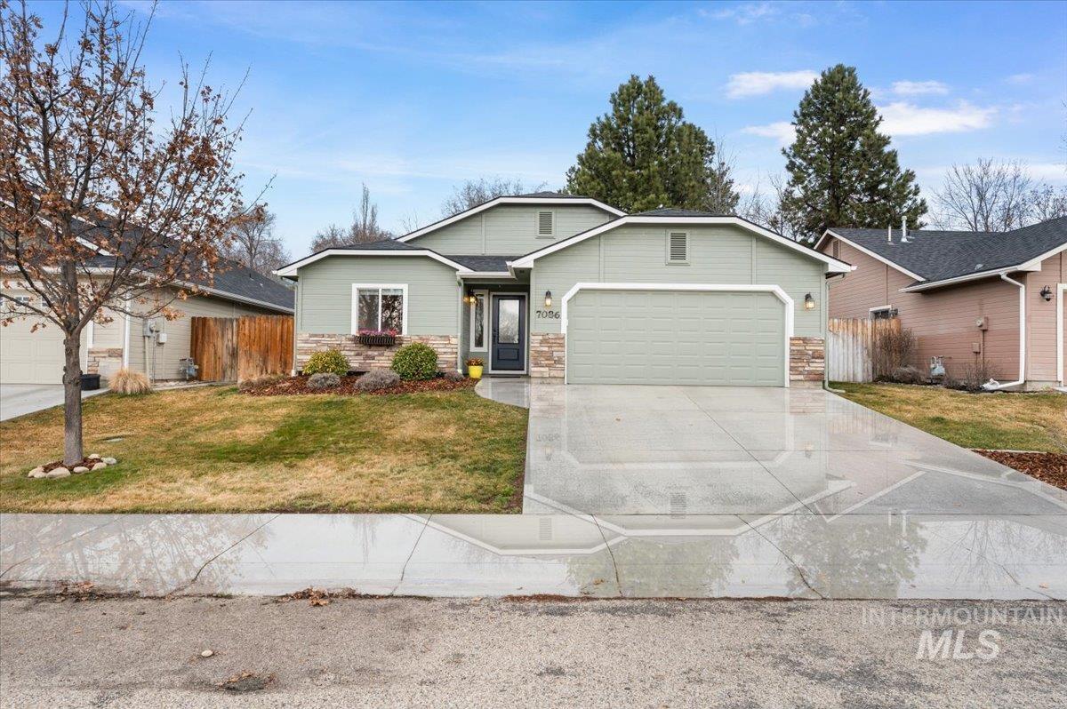 7086 W Devonwood Drive