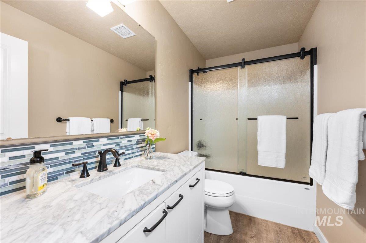 7086 W Devonwood Drive