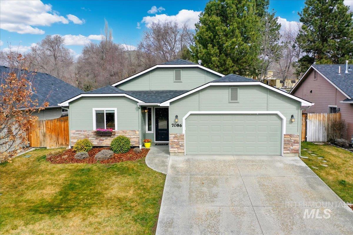 7086 W Devonwood Drive