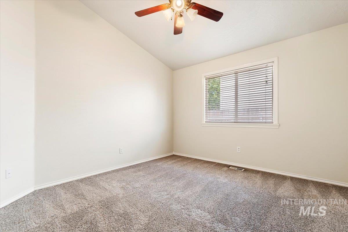 1033 S Spoonbill Ave