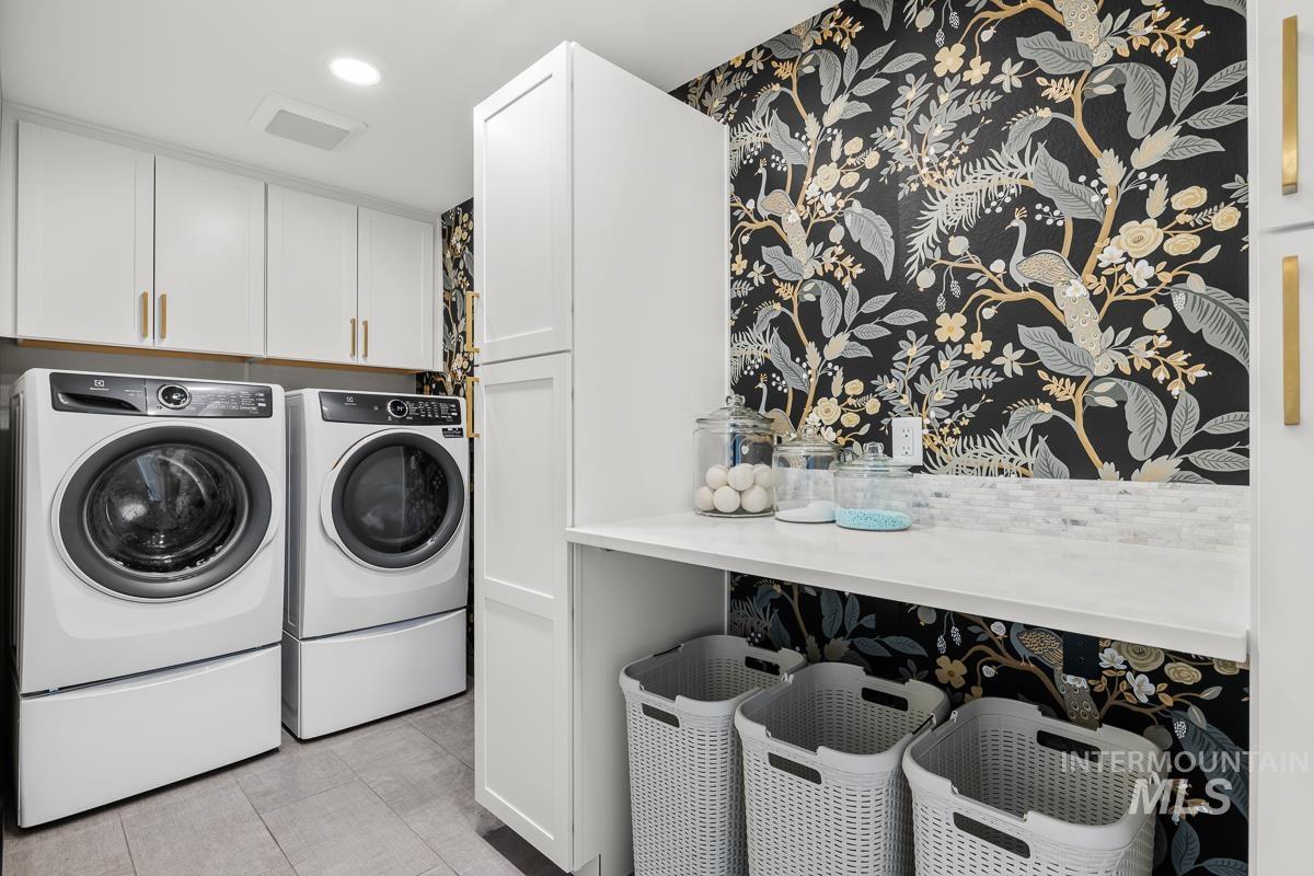 3233 E Red Stone Drive