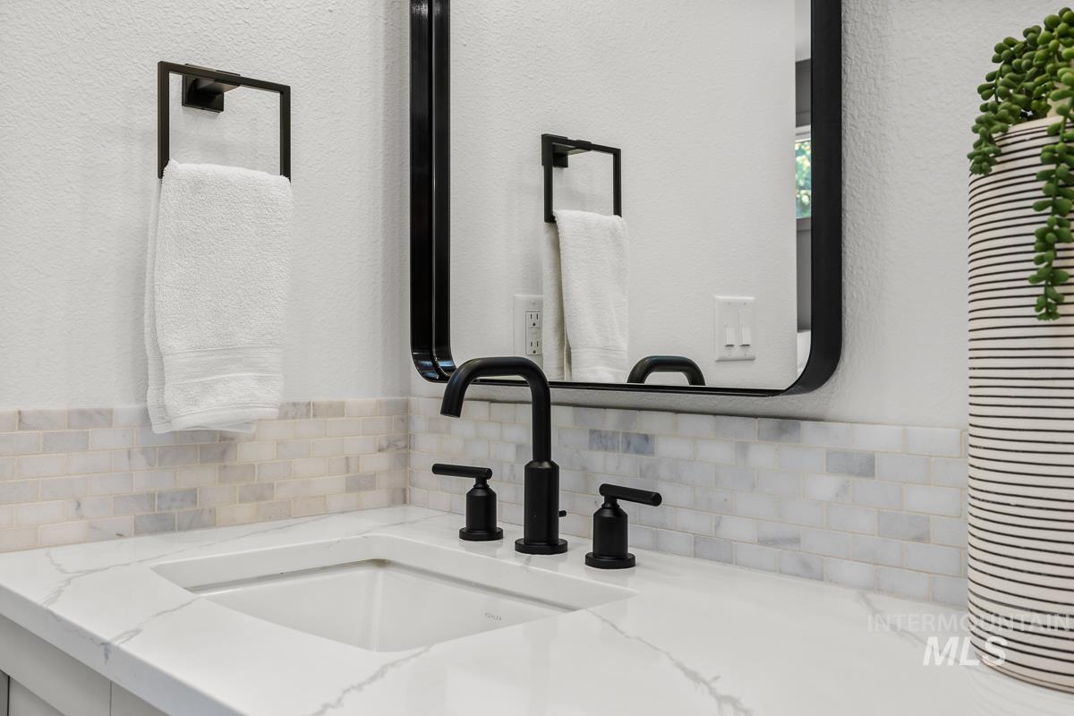 3233 E Red Stone Drive