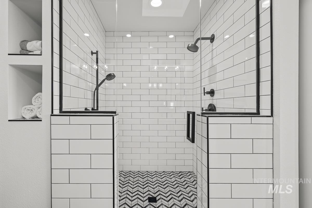 3233 E Red Stone Drive