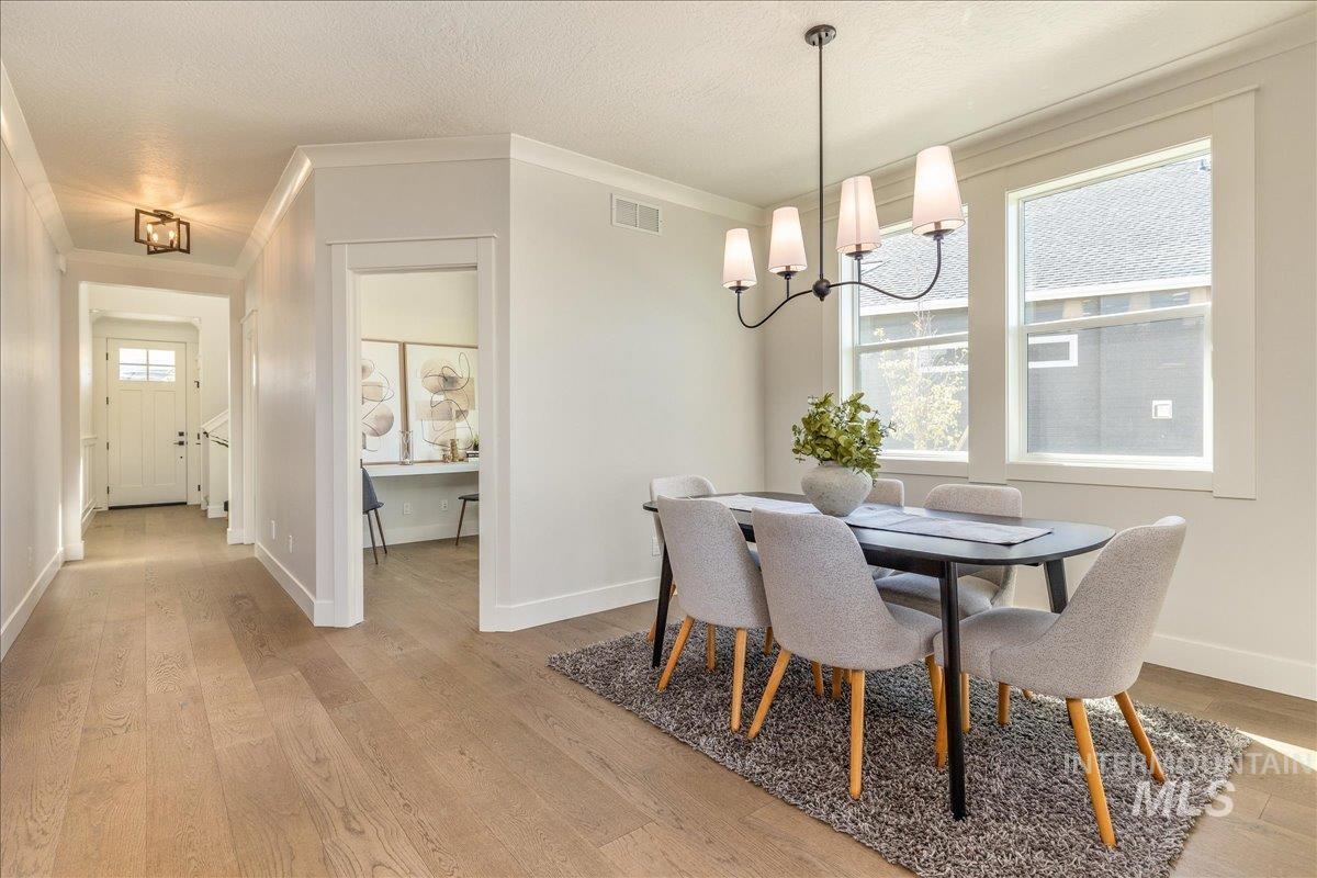 6874 W Los Flores Dr