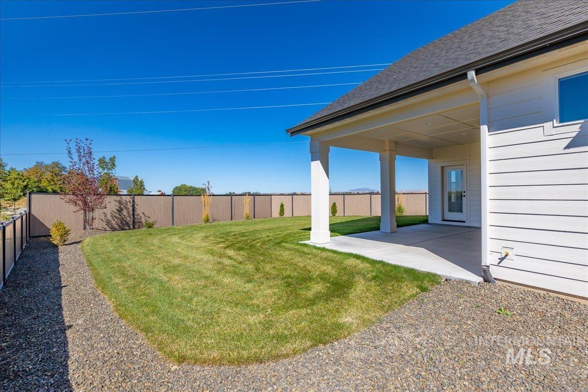 6874 W Los Flores Dr