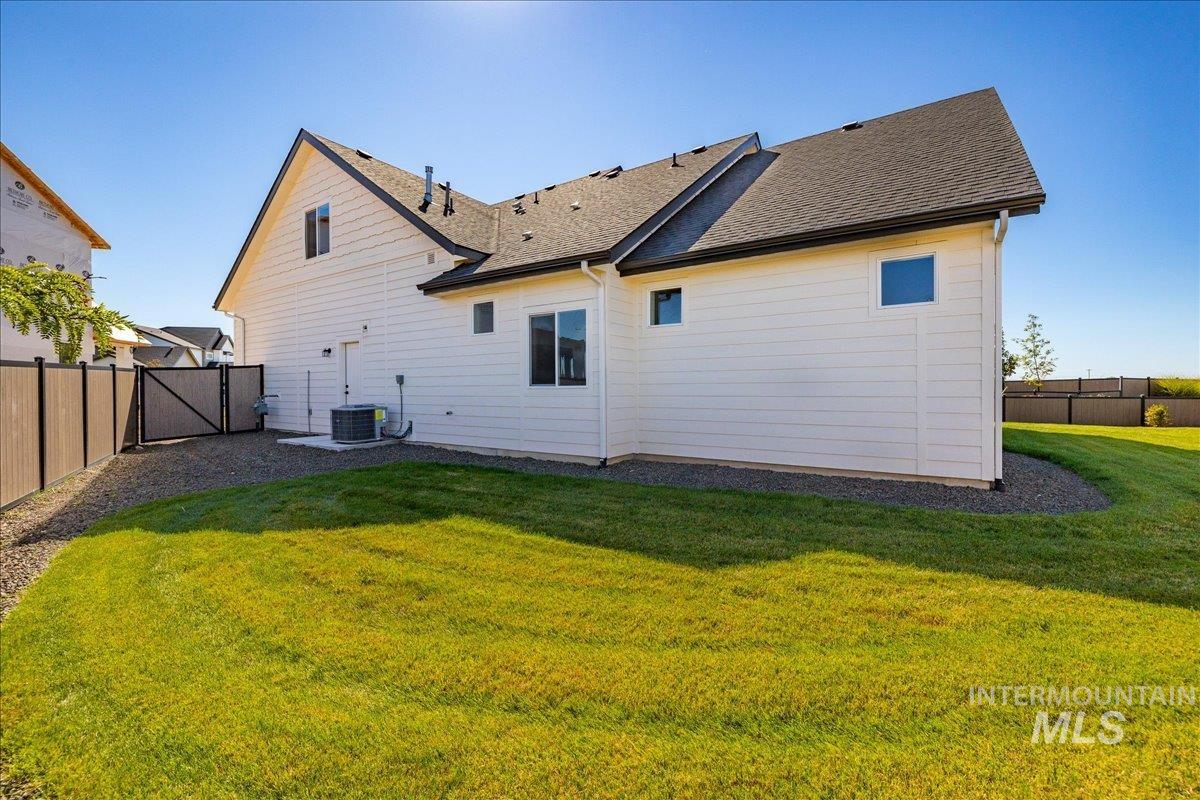 6874 W Los Flores Dr