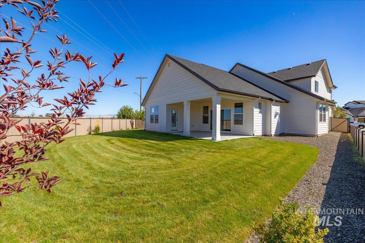 6874 W Los Flores Dr