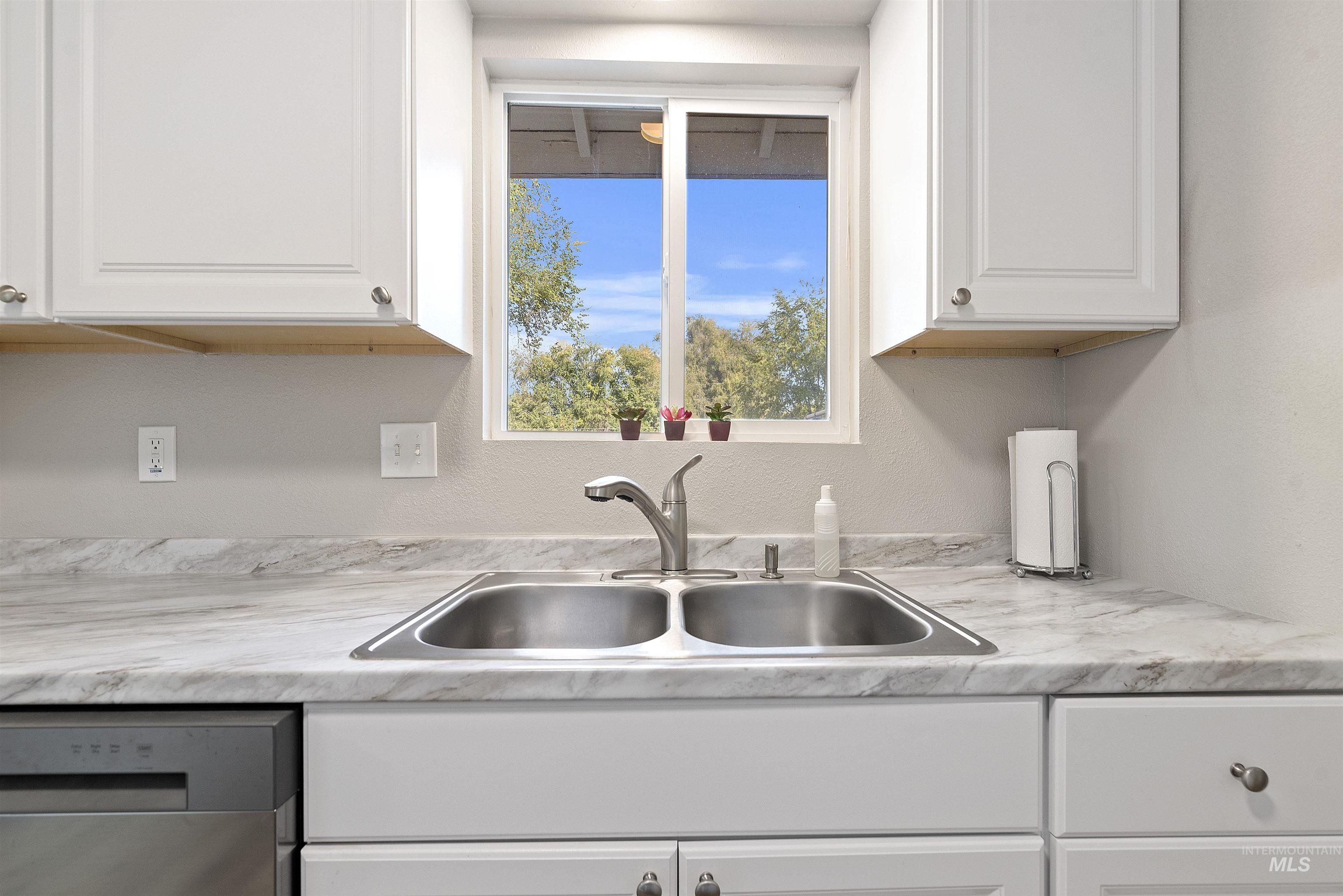 12330 Purple Sage Rd.