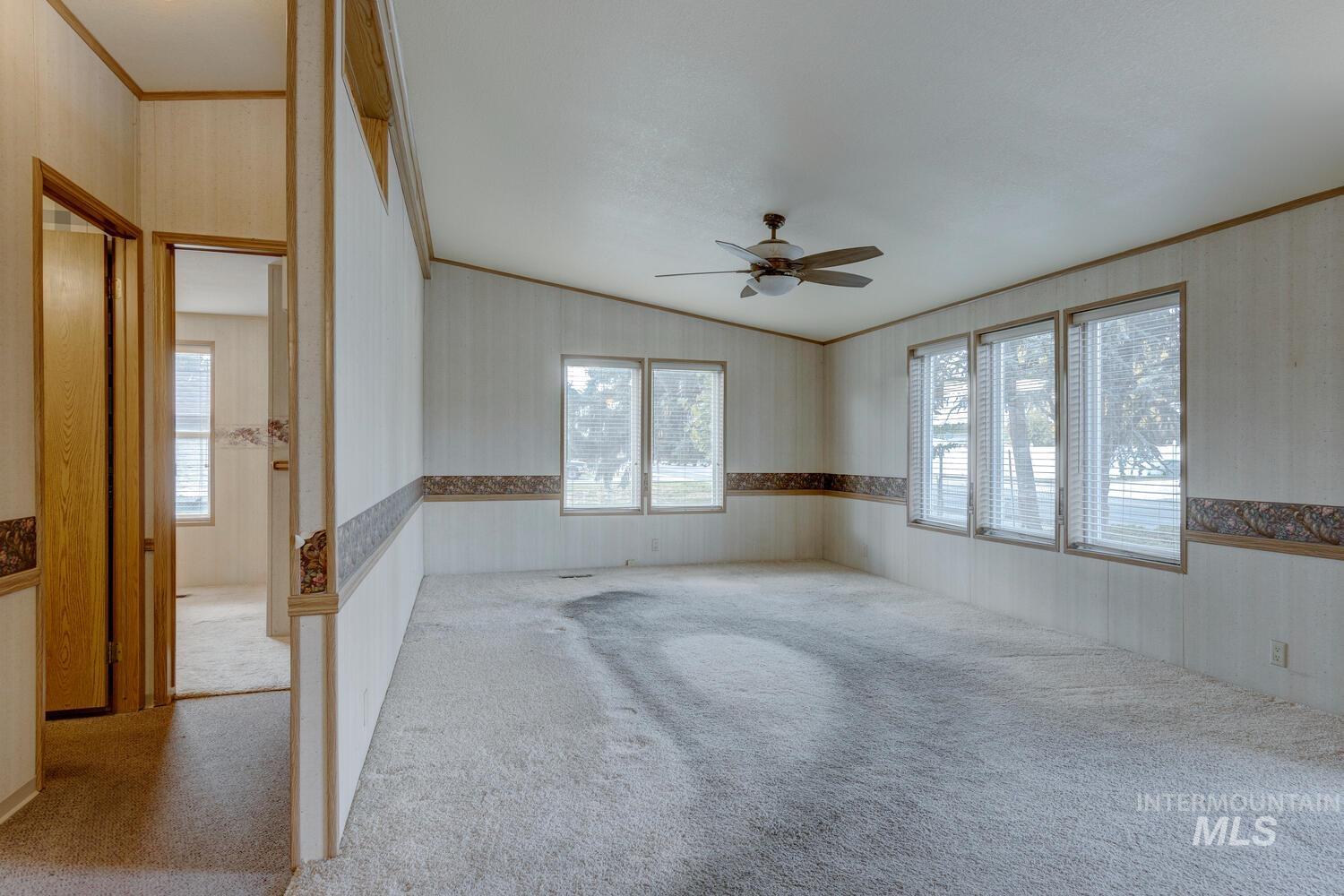 2876 N Mitchell Street